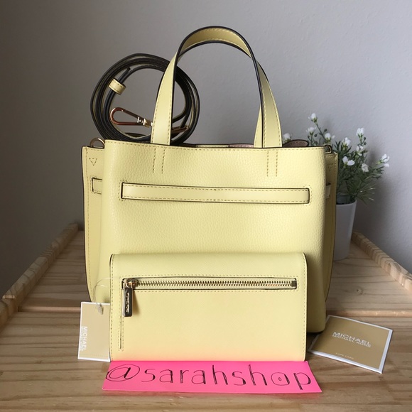 🌼Michael Kors Set - Picture 2 of 16